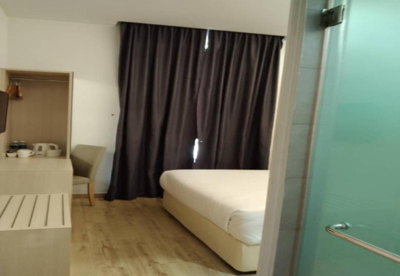 Minimalist Hotel Johor Bahru Dış mekan fotoğraf